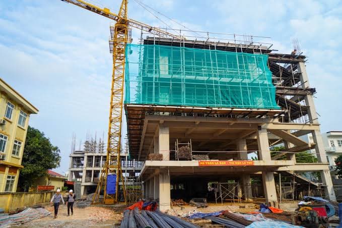 Xây lắp công trình dân dụng và công nghiệp
